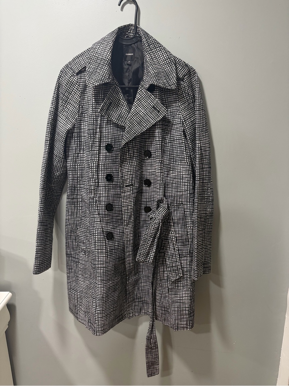 Express Houndstooth Double-Breasted Trench Coat - Black & White